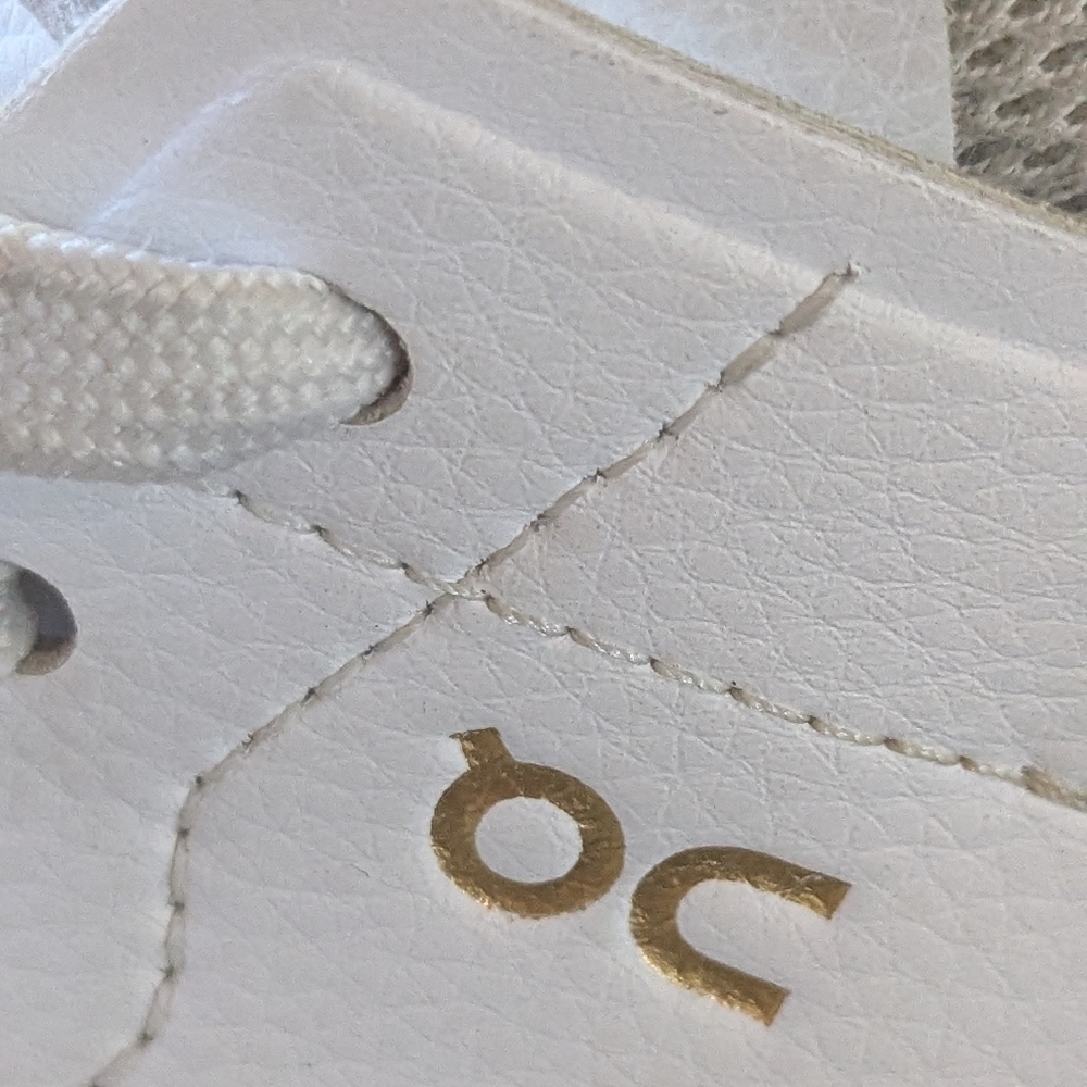 On Running Men's The Roger Centre Court White Gum Sneaker Shoe Sz 11.5 Pre-owned - Picture 15 of 15